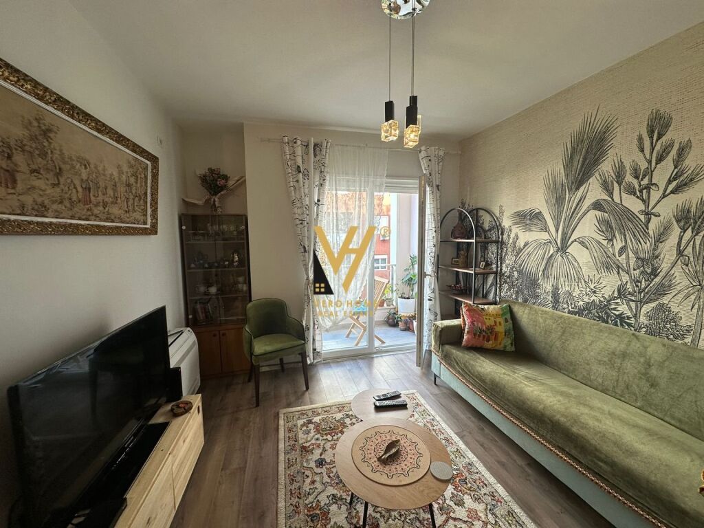 Jepet Apartament 2+1+ballkon me qera te Rruga e Kosovareve 90 m2 4