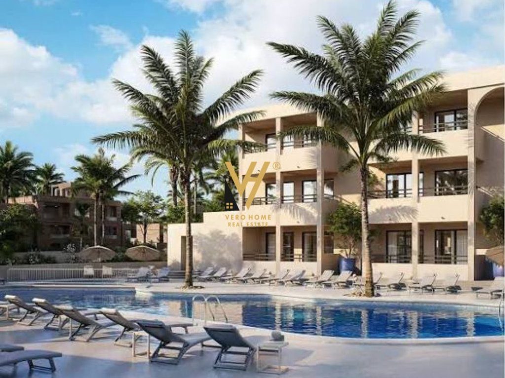 SHITET HOTEL PREMIUM BUZE DETIT NE SARANDE
