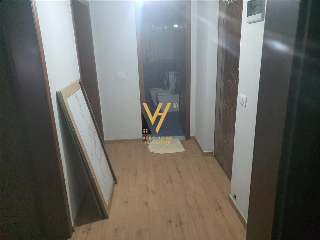 JEPET APARTAMENT 2+1+BLK ME QERA NE BLLOK 750 EURO 2