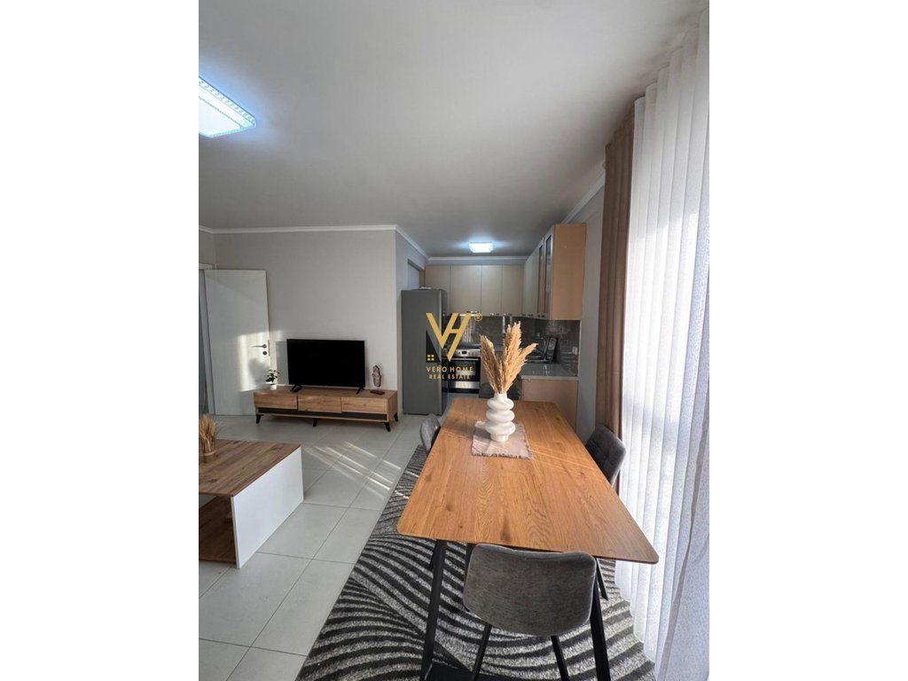 JEPET APARTAMENT 2+1+BLK ME QIRA TE PROKURORIA, QENDER 80.000 LEKE 2