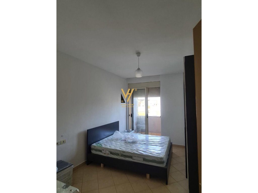 JEPET APARTAMENT 1+1+BLK ME QERA NE ASTIR 45.000 LEKE 3