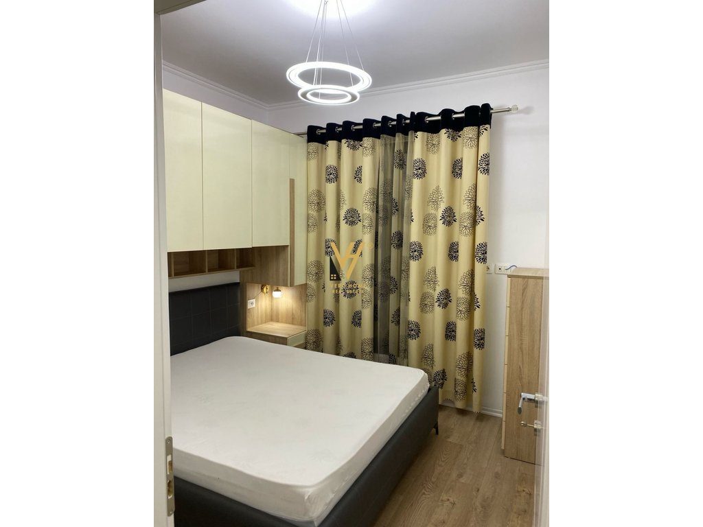 JEPET APARTAMENT 1+1+BLK ME QERA NE KOMBINAT 40.000 LEKE 3