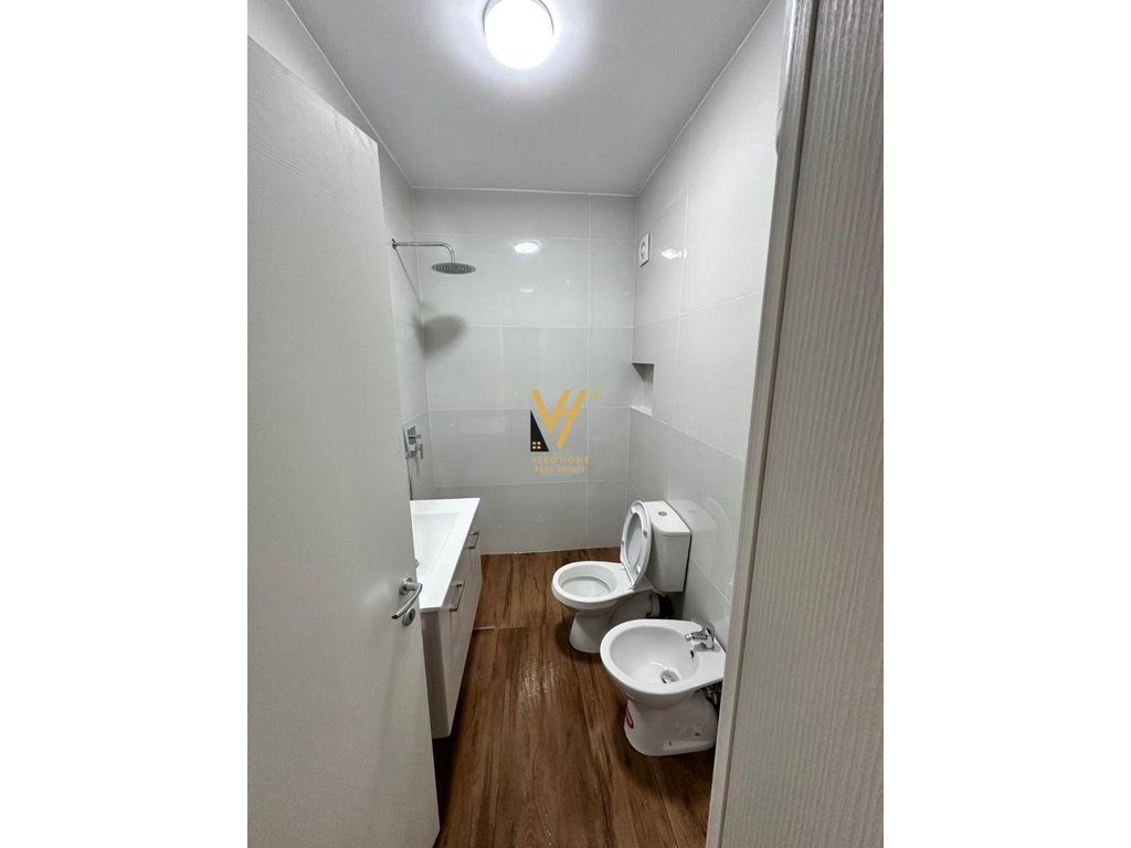 SHITET APARTAMENT 2+1+BLK NE YZBERISHT 4