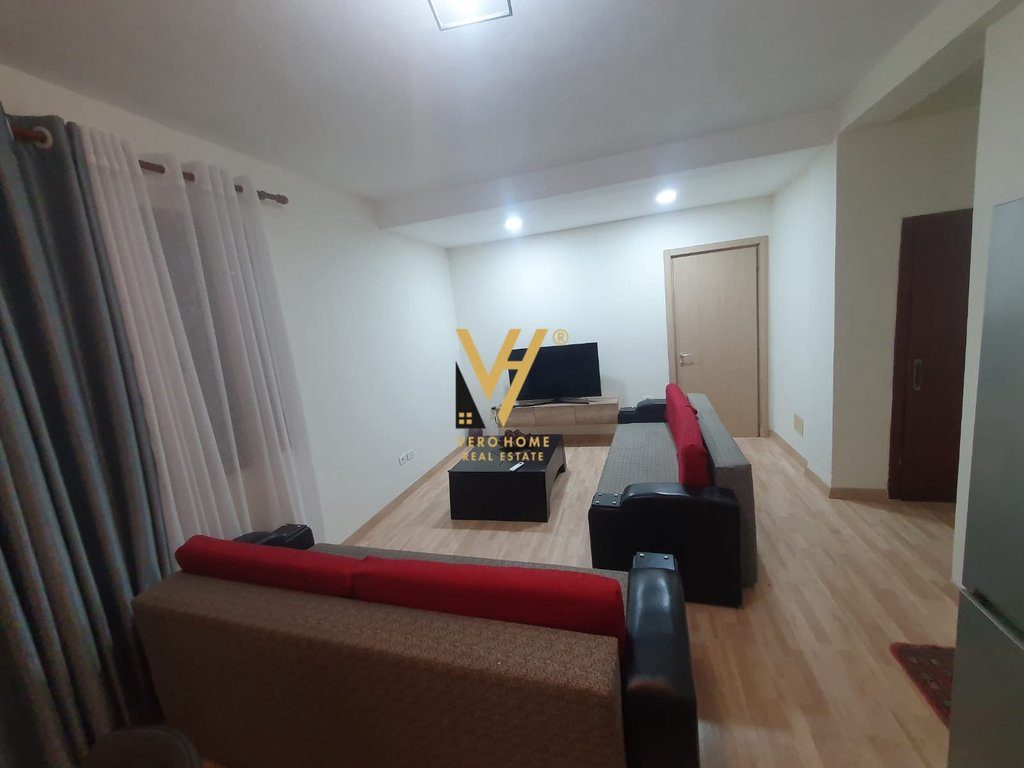 JEPET APARTAMENT 1+1 ME QIRA NE SELITE 45.000 LEKE