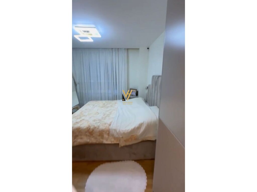 Shitet Vile dy Kateshe te Rezidenca Kodra e Diellit 2 , 184 m2 2