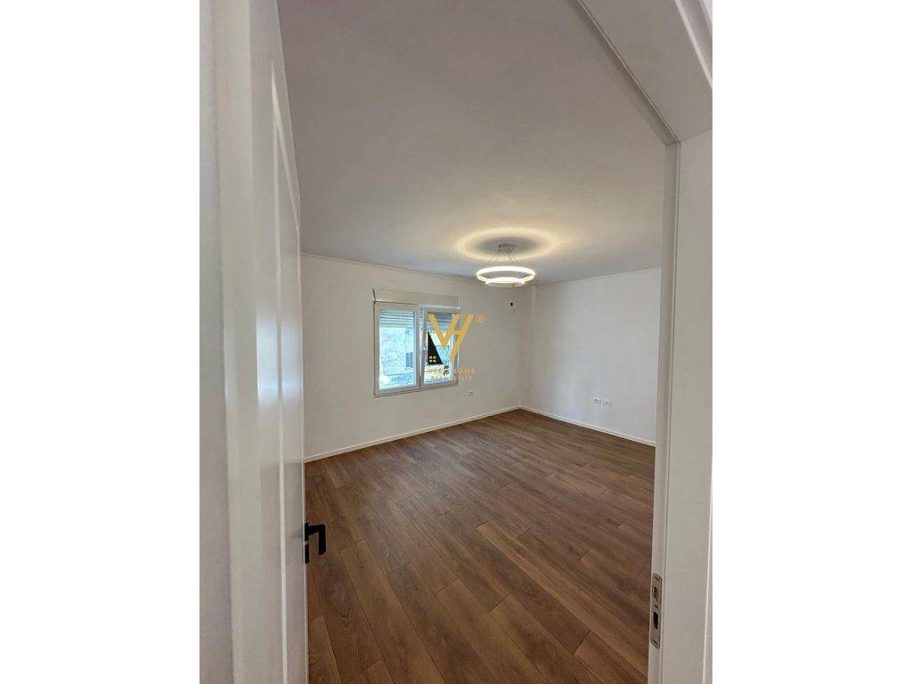 SHITET APARTAMENT 1+1+BLK TE RR.KONGRESI MANASTIRIT 95.000 EURO 2