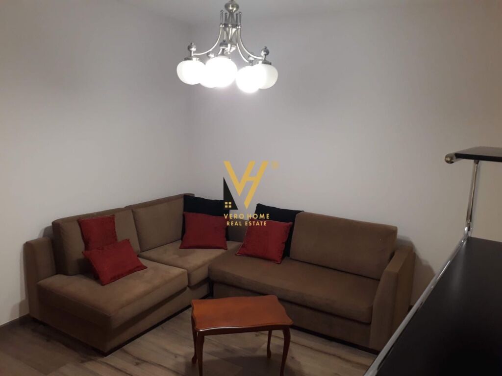 Jepet Apartament 2+1+ballkon me qera te Rruga Haxhi Hysen Dalliu 85 m2
