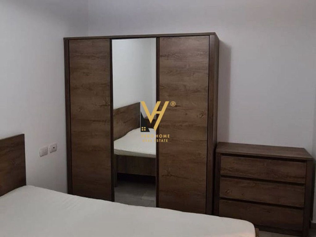 JEPET APARTAMENT 1+1+BLK ME QERA TE KOM.MAGNET, 21 DHJETORI 55.000 LEKE 3