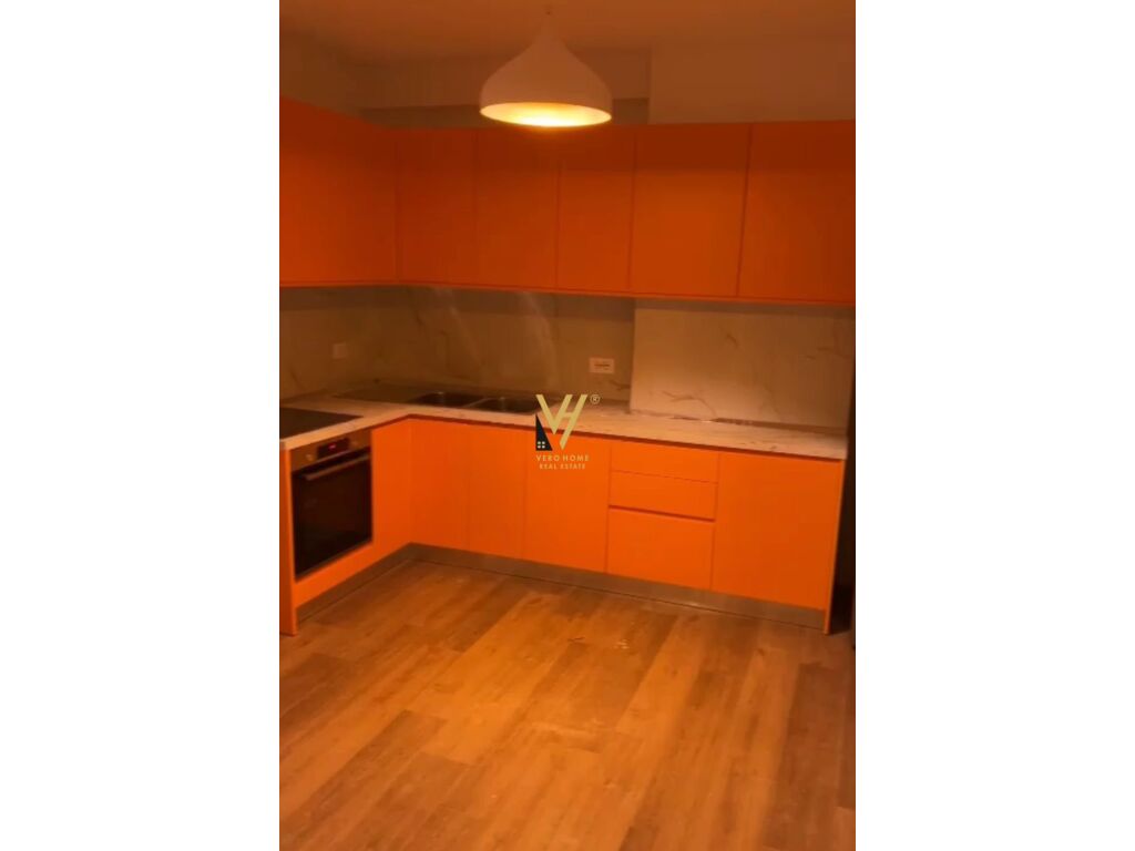 Jepet Apartament 2+1+2+posta parkimi me qera te Unaza e Re 100 m2 3
