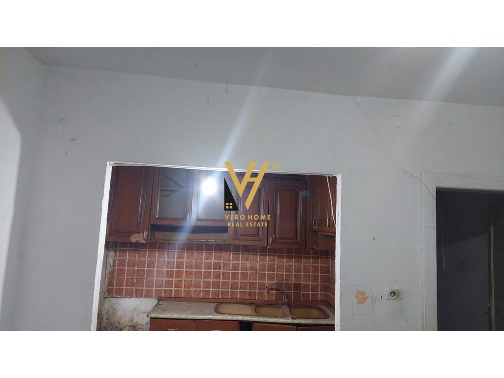 SHITET APARTAMENT 1+1 NE LAPRAKE 110.000 EURO 2