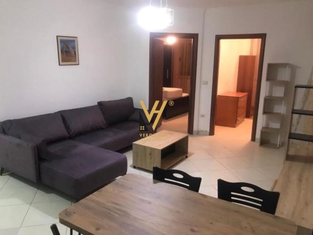 Jepet Apartament 2+1+ballkon te Rruga Besim Alla , Yzberisht 80 m2 4