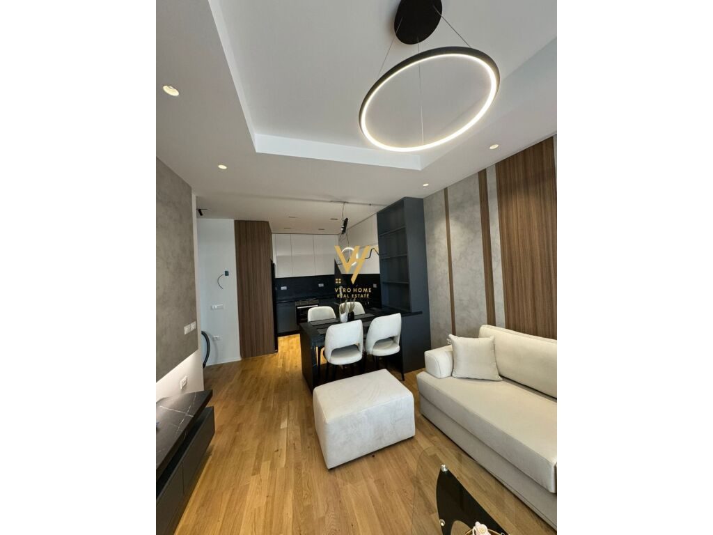 Jepet Apartament 3+1+2+ballkon me qera te Kompleksi Lakeview 140 m2 2