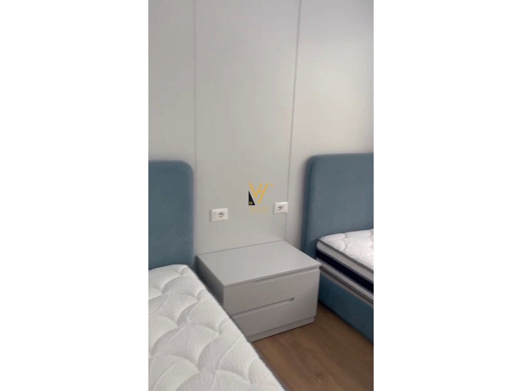 JEPET APARTAMENT 2+1+2+BLK ME QERA TE UJI I FTOHTE, VLORE 1.350 EURO 4