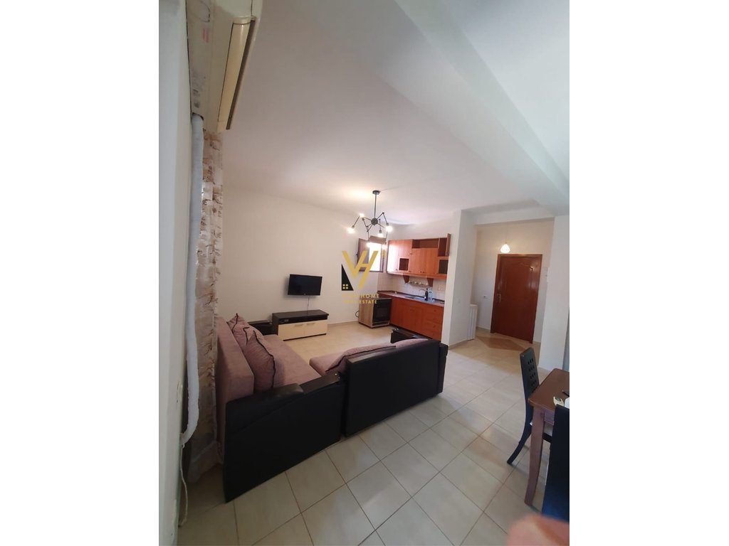 JEPET APARTAMENT 1+1+BLK ME QERA NE SELITE 45.000 LEKE