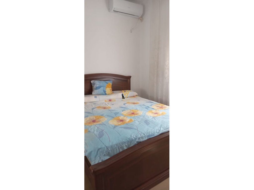 JEPET APARTAMENT 2+1+VERANDE ME QERA NE PORCELAN 50.000 LEKE 3
