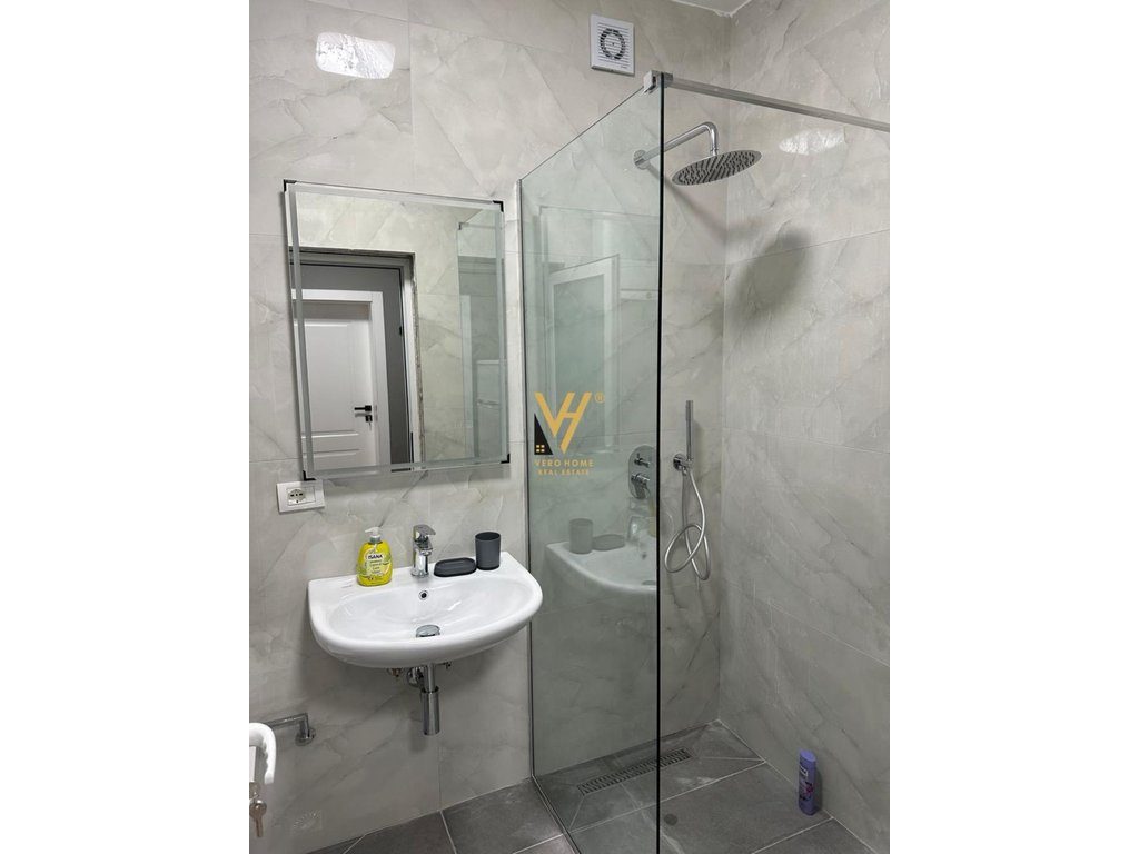 JEPET APARTAMENT 1+1 ME QIRA TE PAZARI I RI 500 EURO 4