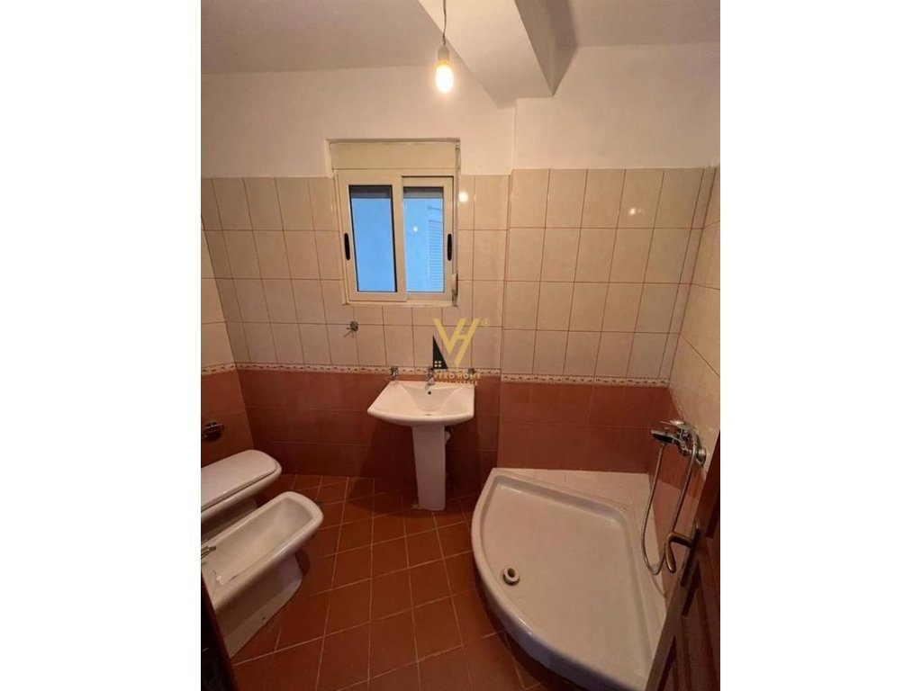 SHITET APARTAMENT 1+1+BLK NE FRESK 110.000 EURO 4