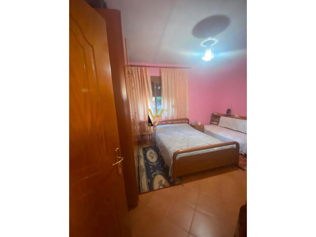 SHITET APARTAMENT 3+1+4BLK NE MISTO MAME 16.200.000 LEKE 4