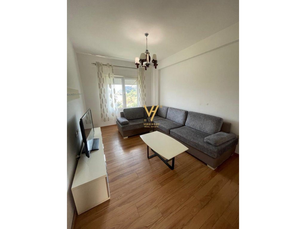JEPET APARTAMENT 2+1 ME QERA TE KODRA E DIELLIT 2, 650 EURO