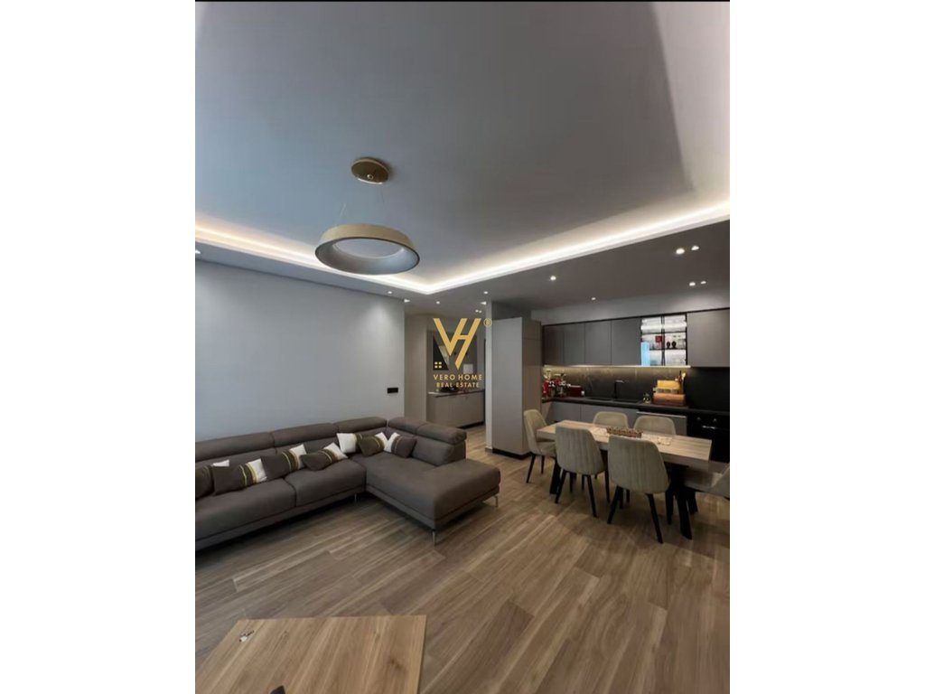 JEPET APARTAMENT 2+1+2 ME QERA TE REZ.SOFIA, LUNDER 1.550 EURO
