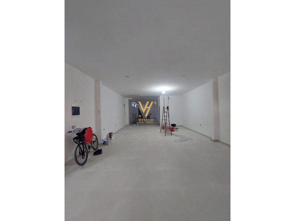 JEPET DYQAN 110 M2 ME QERA TE NISHARAKU 2.000 EURO 1