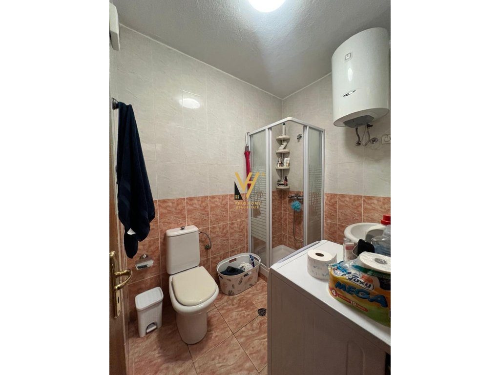 JEPET APARTAMENT 1+1 ME QIRA TE KOMUNA E PARISIT 50.000 LEKE 3