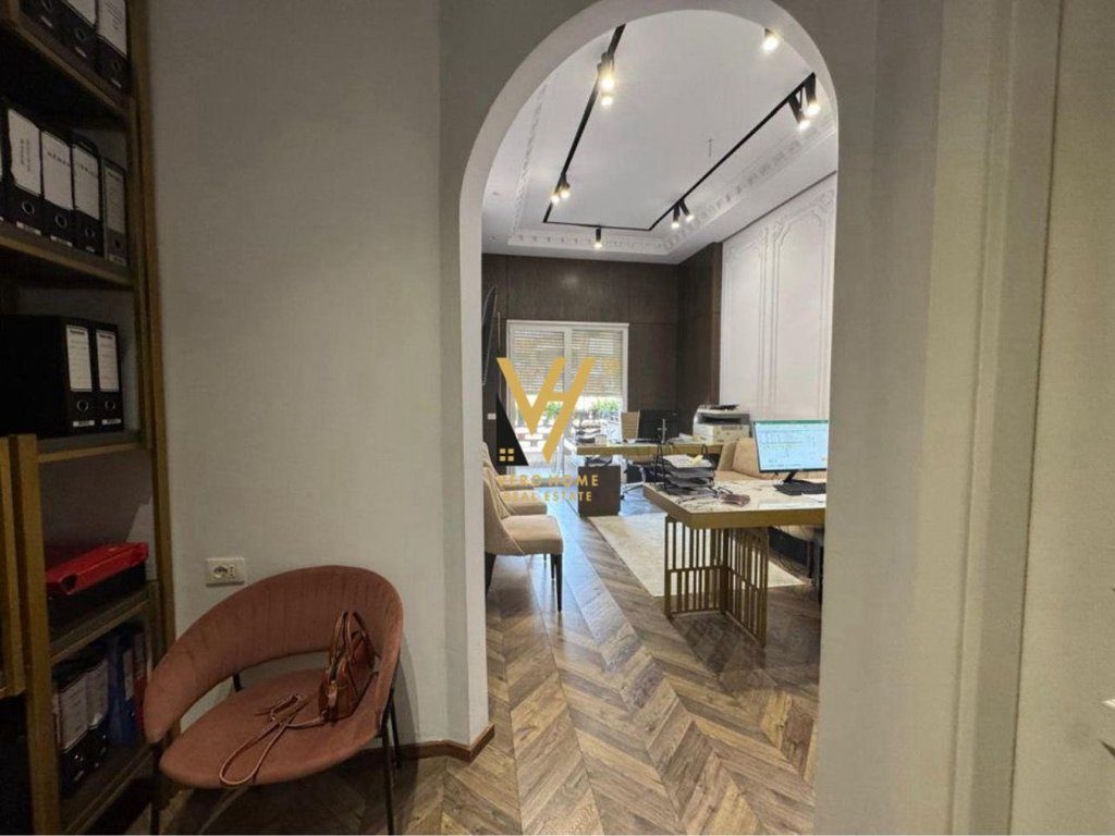 SHITET AMBIENT BIZNESI 700M2 TE GOLDEN PARK 1.200.000 EURO 2