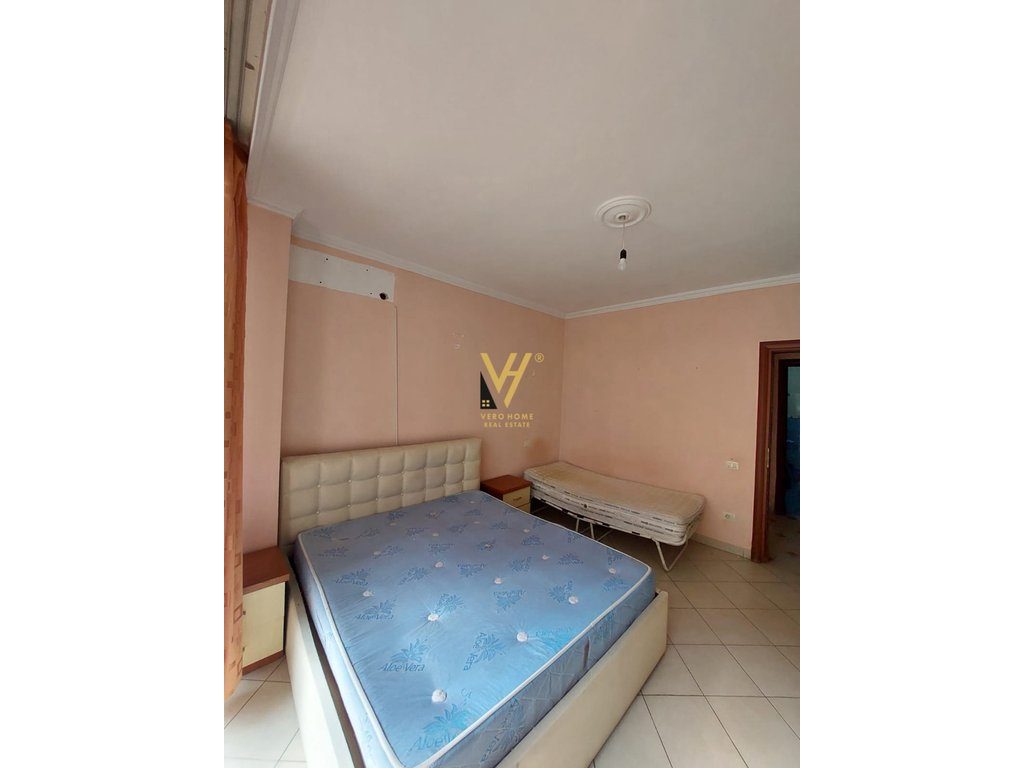 JEPET APARTAMENT 1+1+2BLK ME QERA NE ASTIR 40.000 LEKE 2