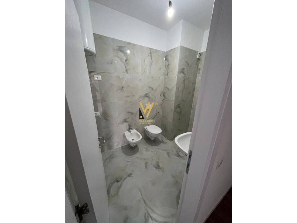 Jepet Zyre me qera te Kompleksi Arlis, Rruga e Dibres 130 m2 3
