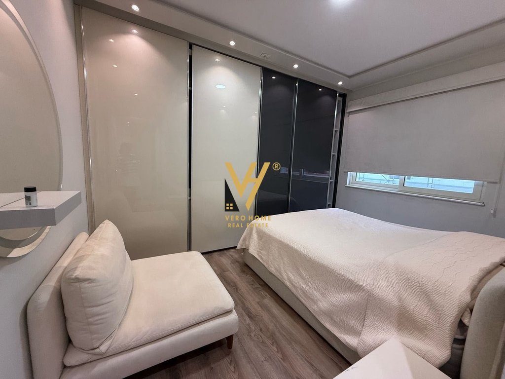 JEPET APARTAMENT 2+1+BLK ME QERA TE KOPSHTI BOTANIK 750 EURO 4