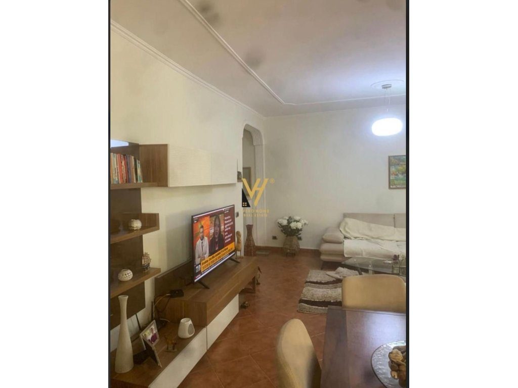 SHITET APARTAMENT 2+1+BLK TE KOMUNA PARISIT 20.000.000 LEKE 1