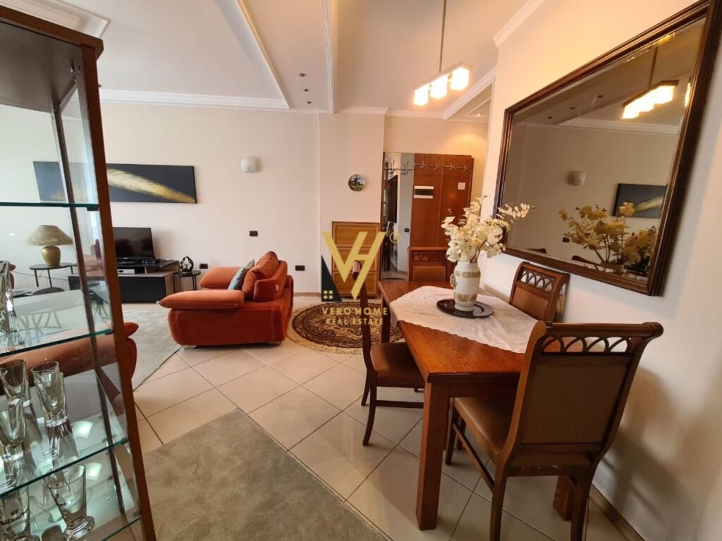 Jepet Apartament 2+1+2 me qera te Rruga Sami Frasheri, Bllok 105 m2 3