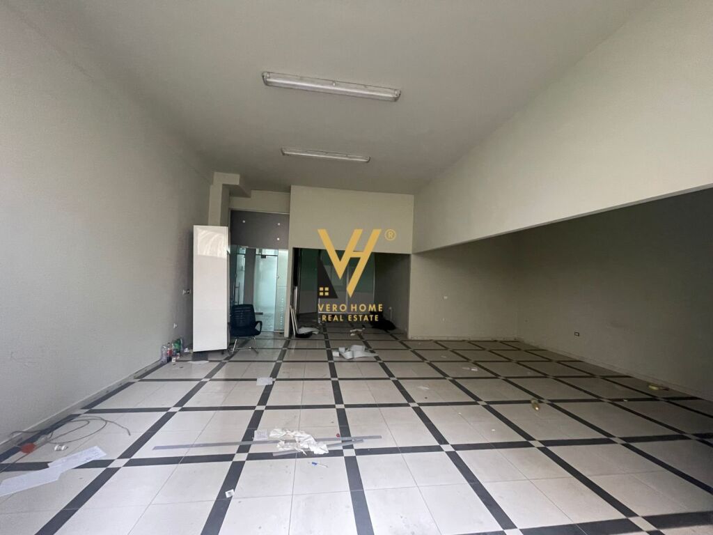 Jepet Ambient Biznesi me qera ne Selite 93 m2 4