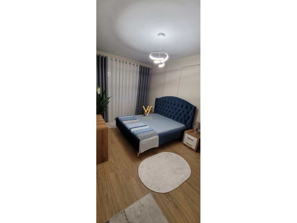 JEPET APARTAMENT 2+1+2+BLK ME QIRA TE KOMUNA E PARISIT 88.000 LEKE 3