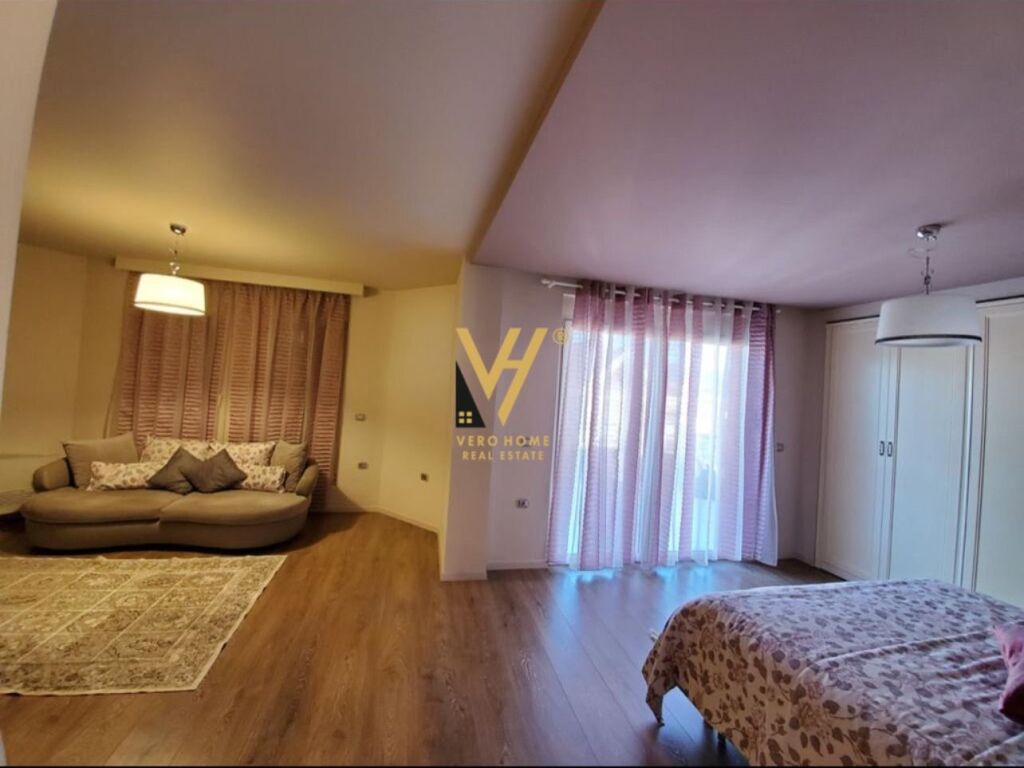 Shitet vile tre kateshe te Rezidenca Akacia Hills, Teg 550 m2 3