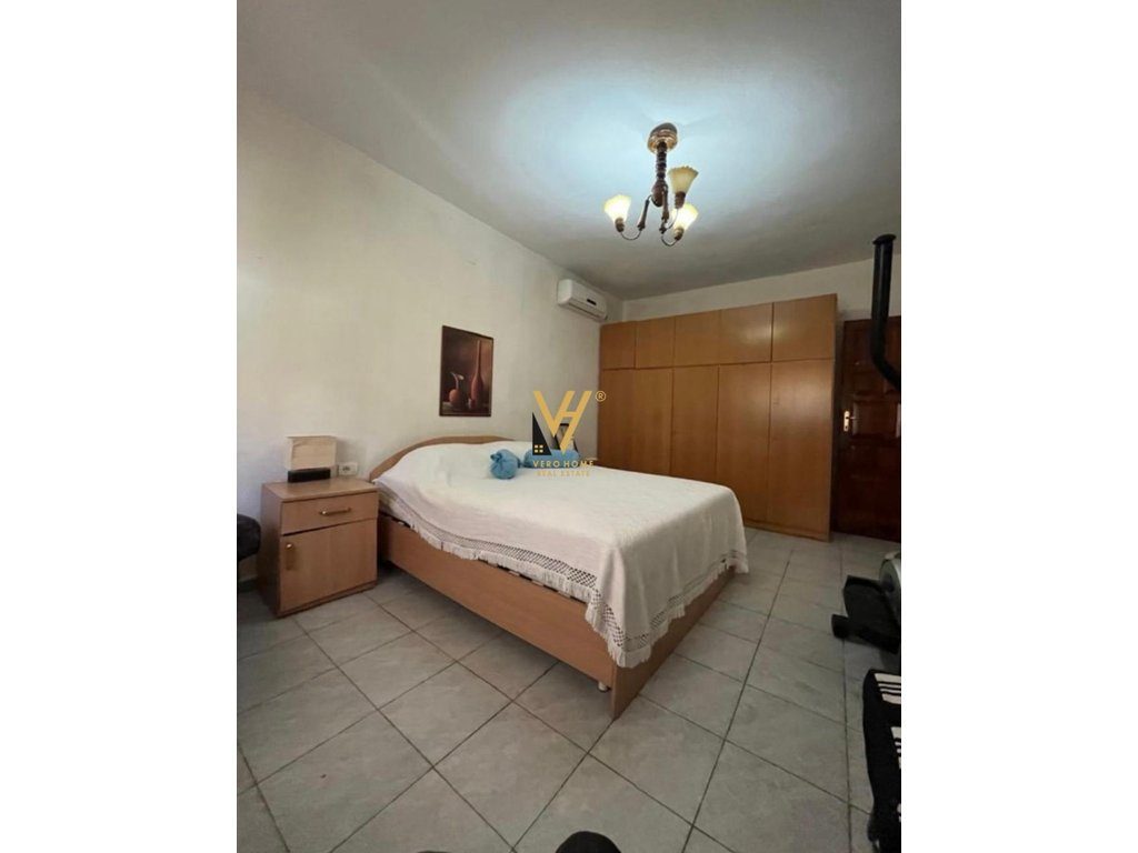 JEPET HYRJE 3+1 ME QIRA TE MATERNITETI I VJETER 700 EURO 3