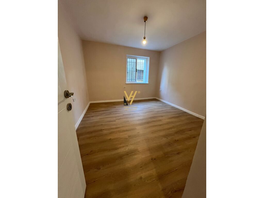 Shitet Apartament 1+1+ballkon te Rruga e Dibres 52 m2 2