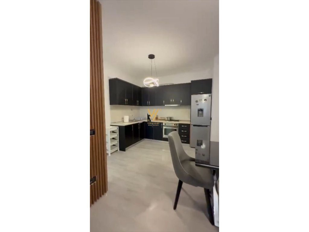 JEPET APARTAMENT 1+1+BLK ME QERA NE ASTIR 45.000 LEKE 2