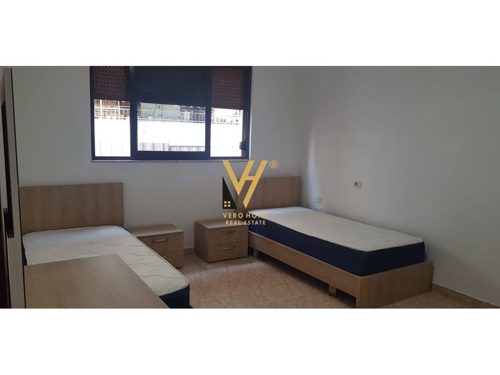 JEPET APARTAMENT 2+1+BLK ME QERA TE SHESHIT WILLSON 60.000 LEKE 4