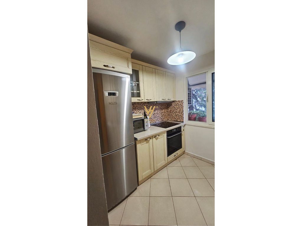 JEPET APARTAMENT 2+1+BLK ME QIRA TE RR.SOTIR PECI 70.000 LEKE 2