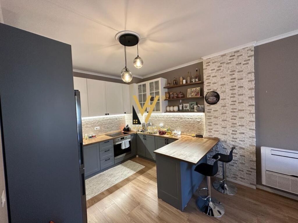 Shitet Apartament 2+1+2+ballkon te Rruga Dritan Hoxha 109 m2 2