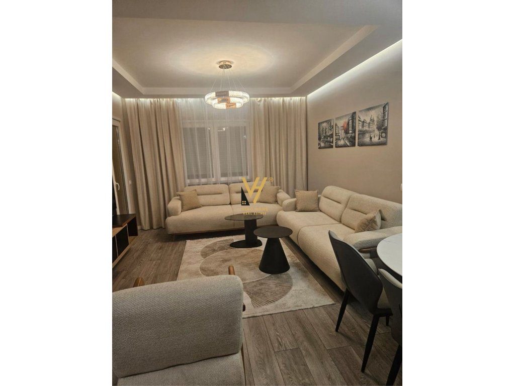 JEPET APARTAMENT 2+1+2+BLK ME QERA TE ISH DOGANA 700 EURO