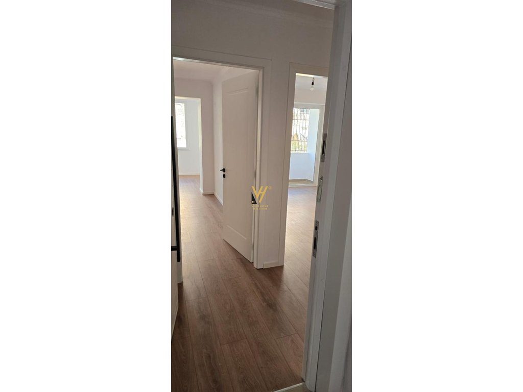 SHITET APARTAMENT 1+1+BLK TE MOZAIKU TIRANES 110.000 EURO 2