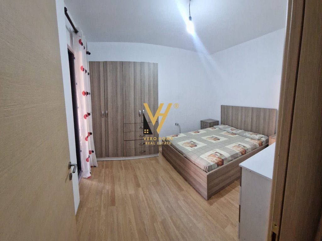 JEPET APARTAMENT 1+1+BLK ME QERA NE ASTIR 45.000 LEKE 3