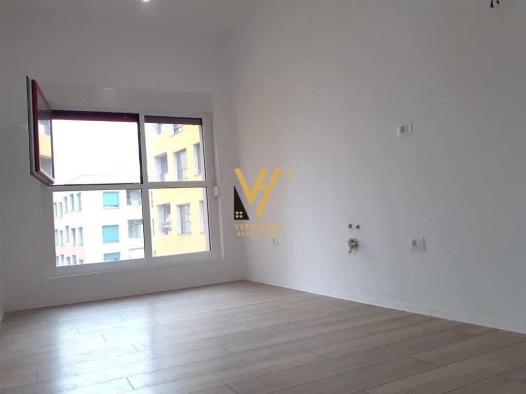 Shitet Apartament 1+1+ballkon te Kompleksi Mangalem , Ali Demi 67 m2 4