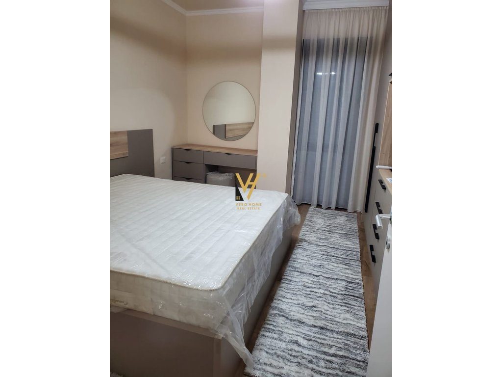 JEPET APARTAMENT 1+1+BLK ME QIRA TE LIQENI I THATE 1.000 EURO 4