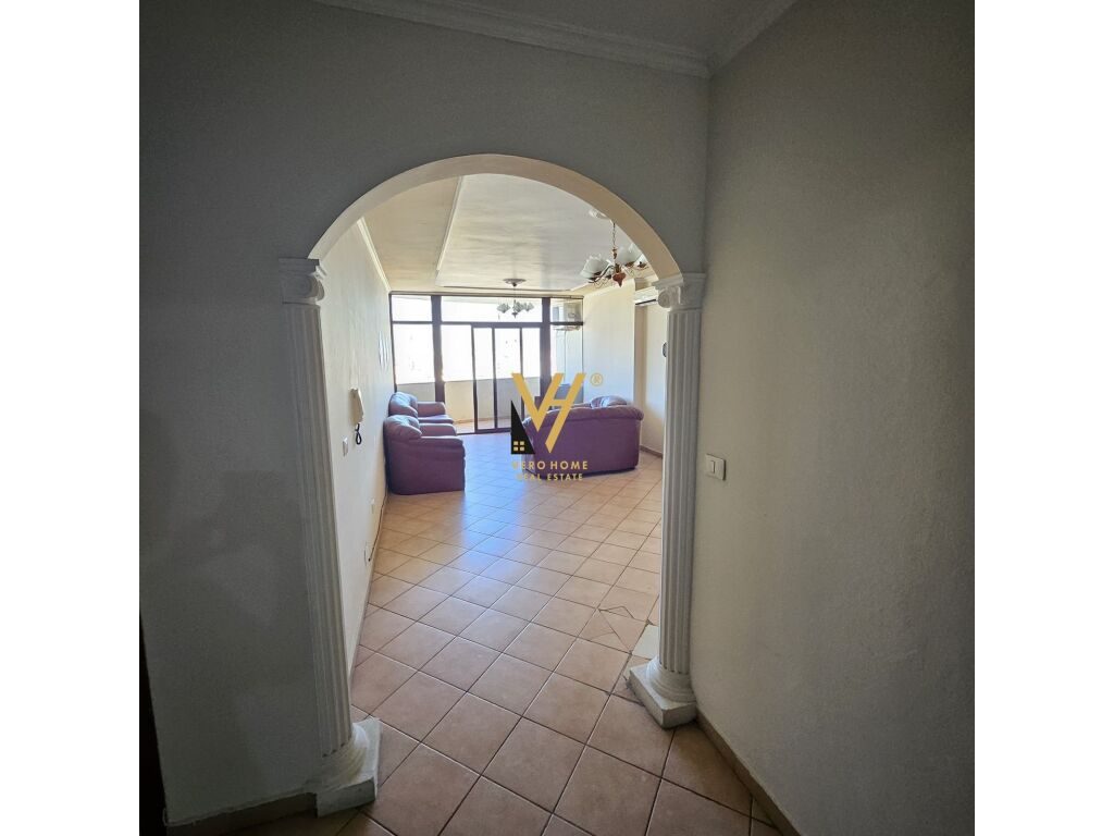 Jepet Apartament 1+1+ballkon me qera perball Delijorgjit 80 m2