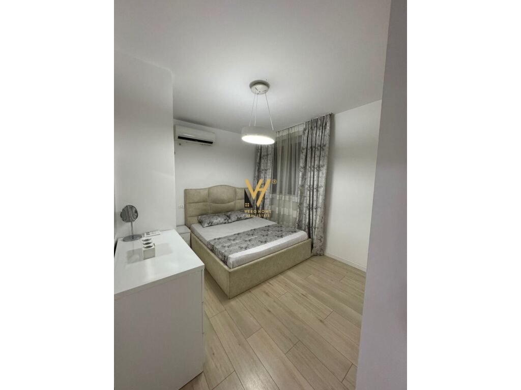 Shitet Apartament 2+1+ballkon te Ish Ekspozita Sot 80 m2 3