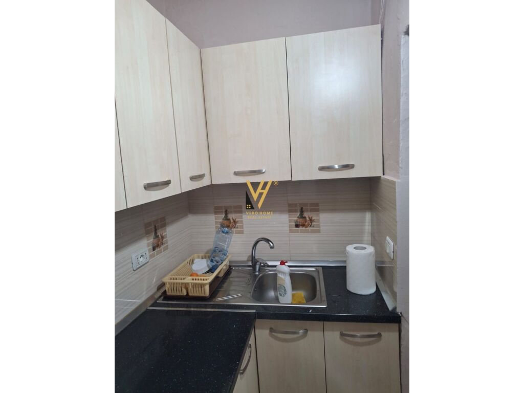 Jepet Apartament 1+1+ballkon me qera te Rruga e Dibres 55 m2 3