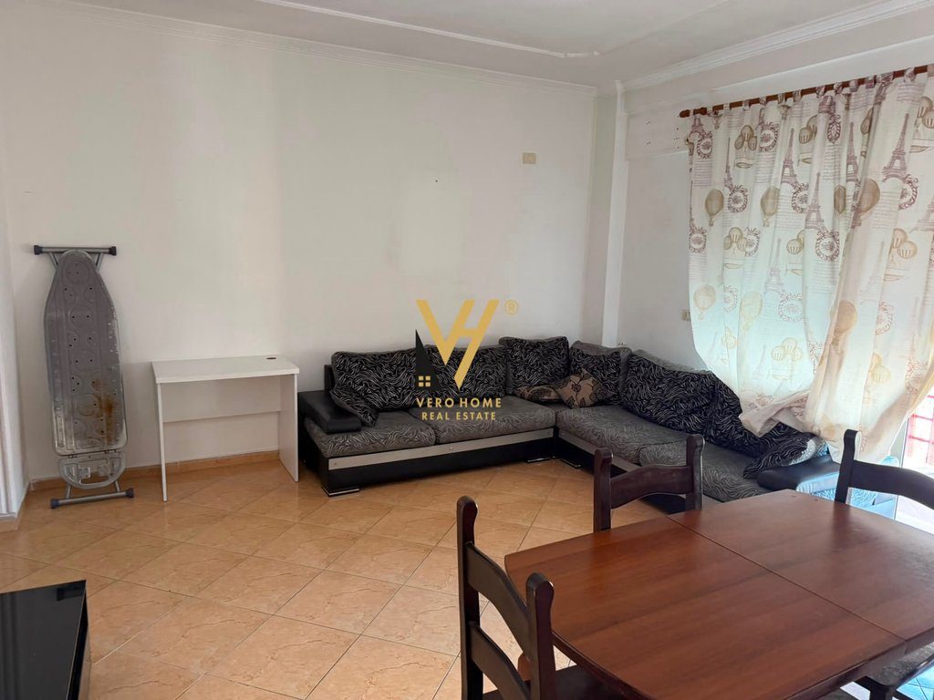 JEPET APARTAMENT 1+1+BLK ME QERA NE DON BOSKO 45.000 LEKE